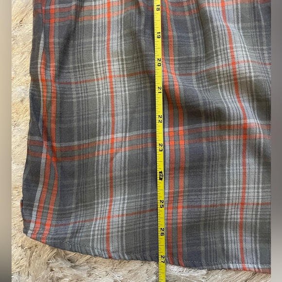LL Bean Med Gray & Orange Plaid Long Sleeve Button Down Shirt - Picture 4 of 6
